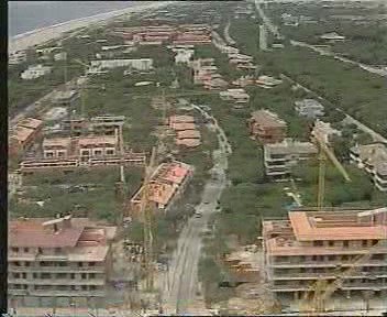 El carrer Cunit amb tot l'entorn en construcció (Gavà Mar) (any 2000)